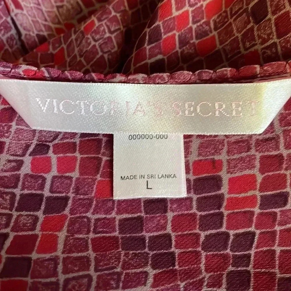 Victoria secret night gown - Picture 8 of 9